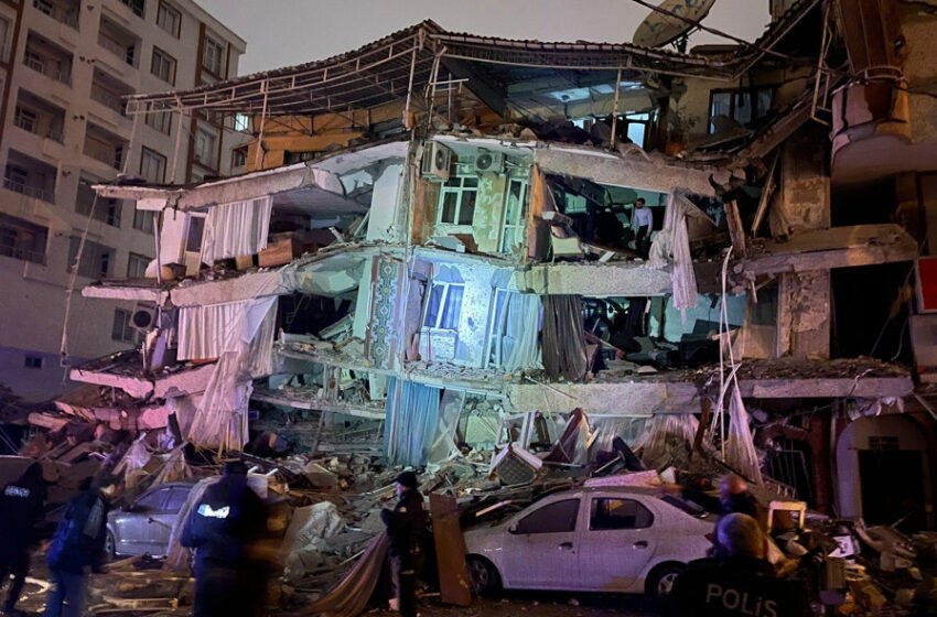  Όλεθρος από τα 7,8 Ρίχτερ – Πάνω από 1.600 νεκροί σε Τουρκία και Συρία- Χιλιάδες τραυματίες- Τρομακτικά βίντεο (vid)