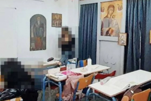  “Κρυφό σχολειό” στην Κρήτη – Μαθητές προετοιμάζονται για Πανελλαδικές κάνοντας μάθημα σε Εκκλησία
