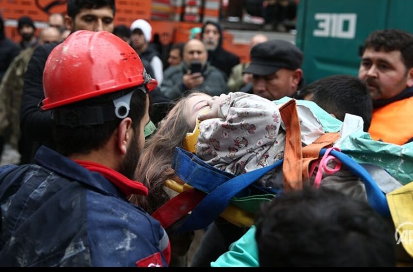  Σεισμός στην Τουρκία – Δυσοίωνη πρόβλεψη από τον Συνολάκη για τον αριθμό των νεκρών