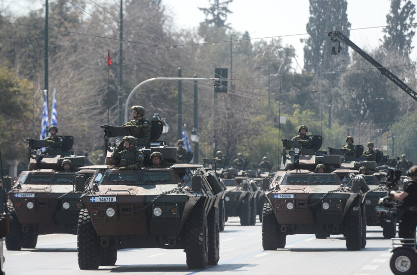  25η Μαρτίου: Η μεγαλειώδης στρατιωτική παρέλαση για τα 202 χρόνια από την ελληνική επανάσταση
