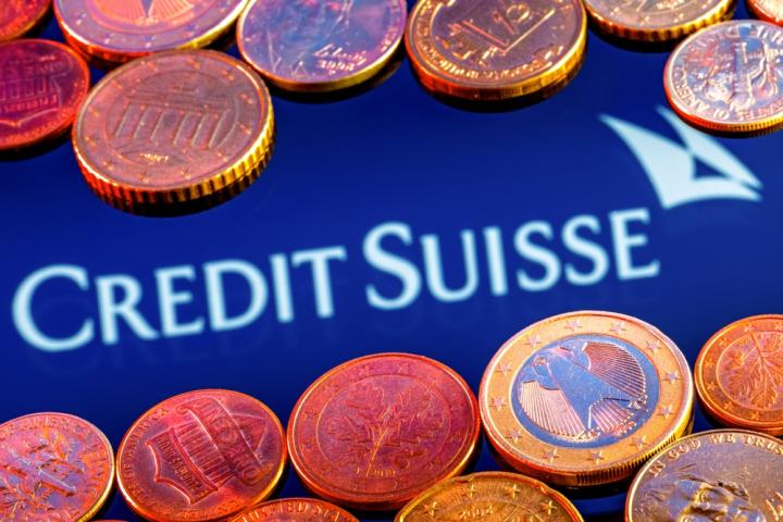  Credit Suisse: Κάθε Ελβετός χρεώνεται 12.550 ευρώ για τη διάσωσή της
