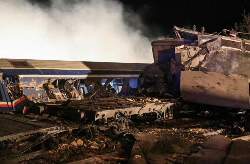  Τραγωδία στα Τέμπη: Ανεβαίνει δραματικά ο αριθμός των νεκρών
