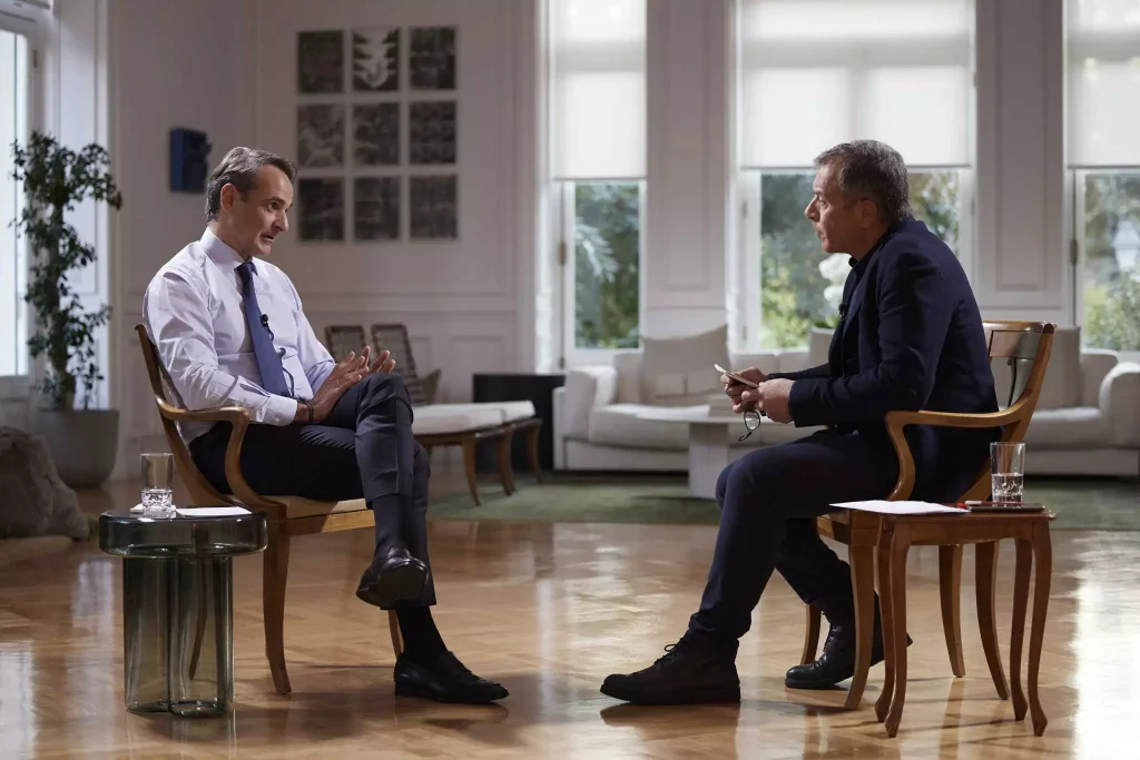 mitsotakis synenteuksi protagonistes 1