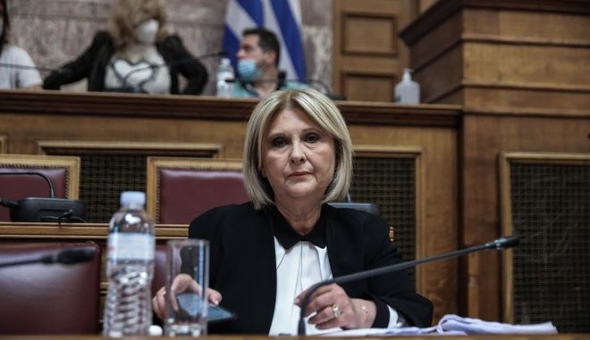  Η Σοφία Βούλτεψη χρησιμοποίησε το υπουργείο σαν Μέσο Κοινωνικής Δικτύωσης