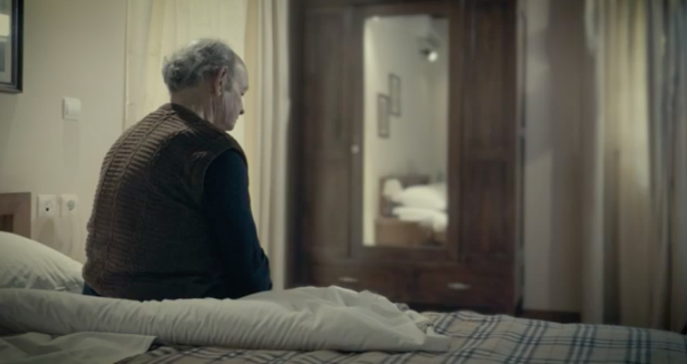 Ηλικιωμένος Μοναξιά