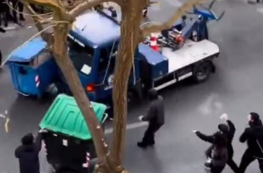  Αξιωματικός Αστυνομίας σε οδηγό του γερανού που έπεσε στους διαδηλωτές: Και αν πάτησες κάποιον καλά έκανες… (vid)