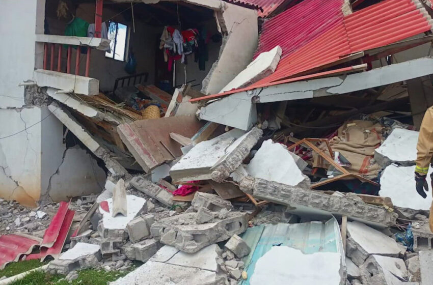  Ισημερινός: Πολλοί νεκροί και τραυματίες από τα 6,8 Ρίχτερ