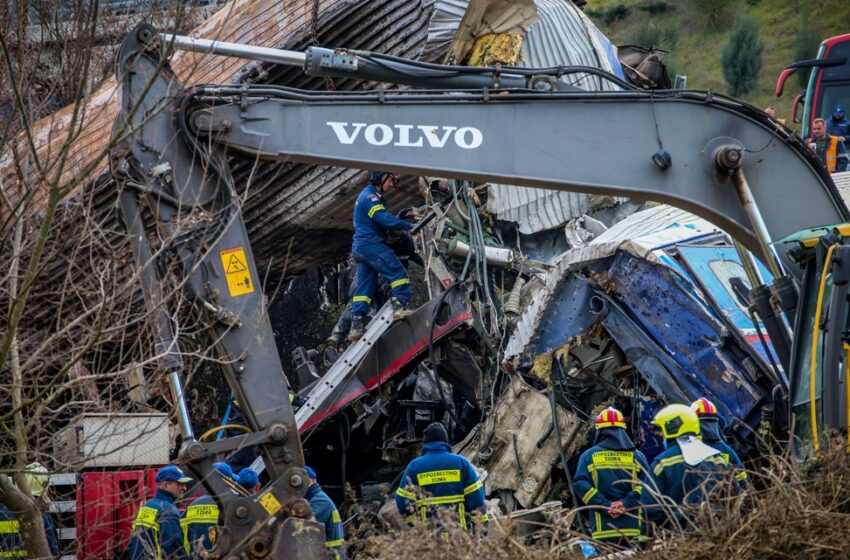 Λέκκας: “Αν το δυστύχημα είχε γίνει μέσα στα τούνελ δεν θα υπήρχαν επιζώντες”