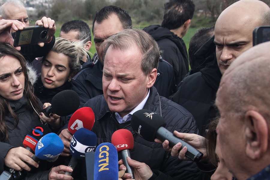 καραμανλης