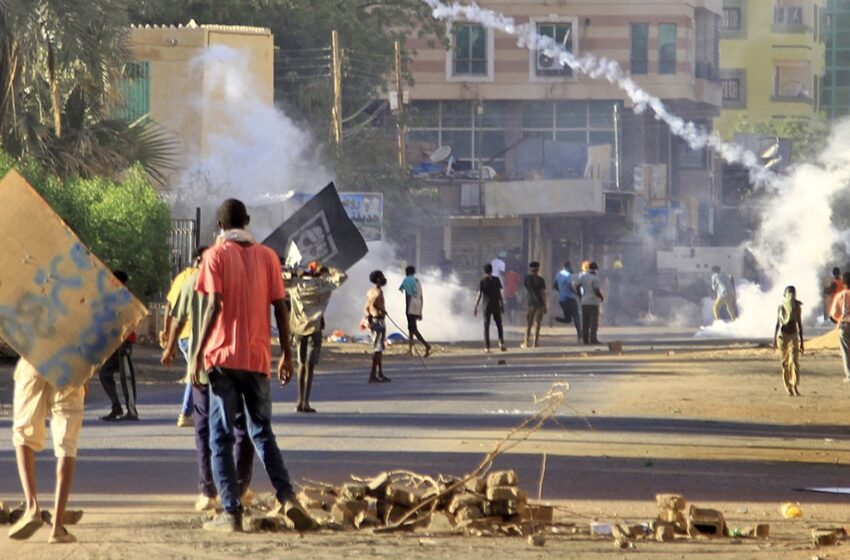 Χάος στο Σουδάν: ”Βρισκόμαστε στην καρδιά της μάχης, είναι δύσκολα τα πράγματα” λέει ο εγκλωβισμένος Μητροπολίτης Νουβίας, Σάββας