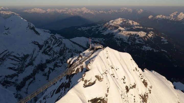  Έξι νεκροί από τη χιονοστιβάδα που σημειώθηκε χθες στις Άλπεις