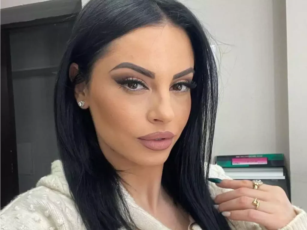 dimitra alexandraki troxaio