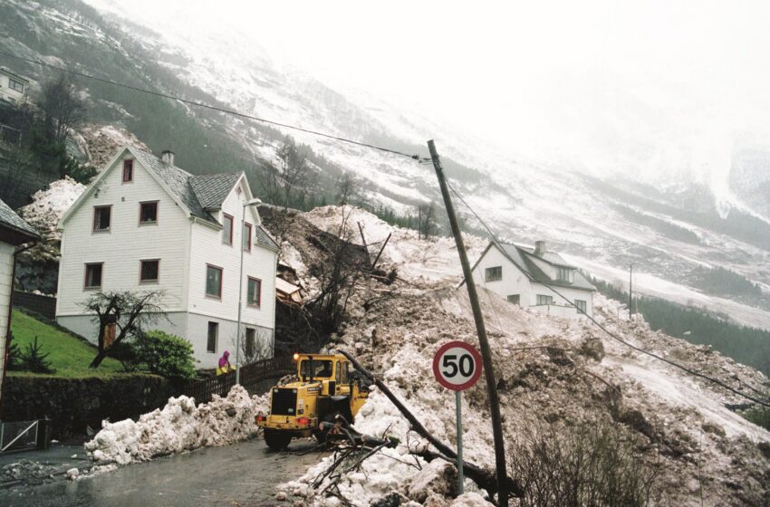  Νορβηγία: Χιονοστιβάδες σκότωσαν τέσσερις τουρίστες – Έρευνες για αγνοούμενους