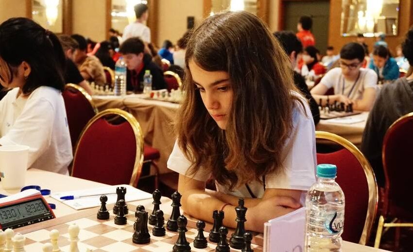  Γιατί η 11χρονη παγκόσμια πρωταθλήτρια στο σκάκι Ευαγγελία Σίσκου θα μπορούσε να αποτελέσει ένα σύμβολο για μία ουσιαστική εκπαιδευτική μεταρρύθμιση με πρωταγωνιστή ένα “άλλο” δημόσιο σχολείο