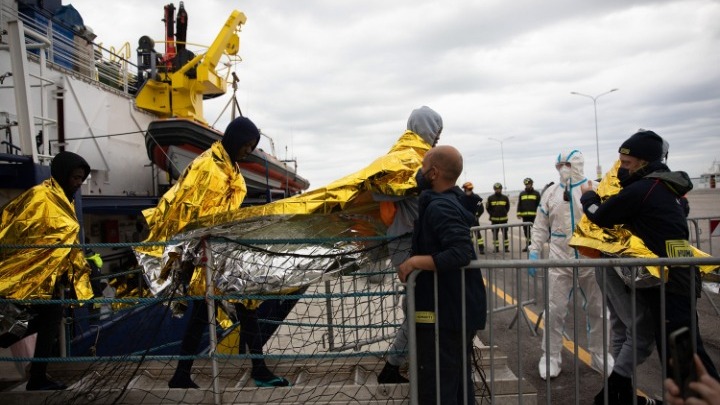  Ιταλία: Περίπου 1.600 μετανάστες διέσωσε στη Μεσόγειο τις τελευταίες δύο ημέρες
