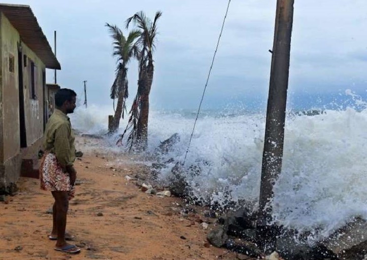  Μπανγκλαντές – Μιανμάρ: Ο κυκλώνας Μόκα σαρώνει τα πάντα στο πέρασμα του – Αναβαθμίστηκε στην κατηγορία 5
