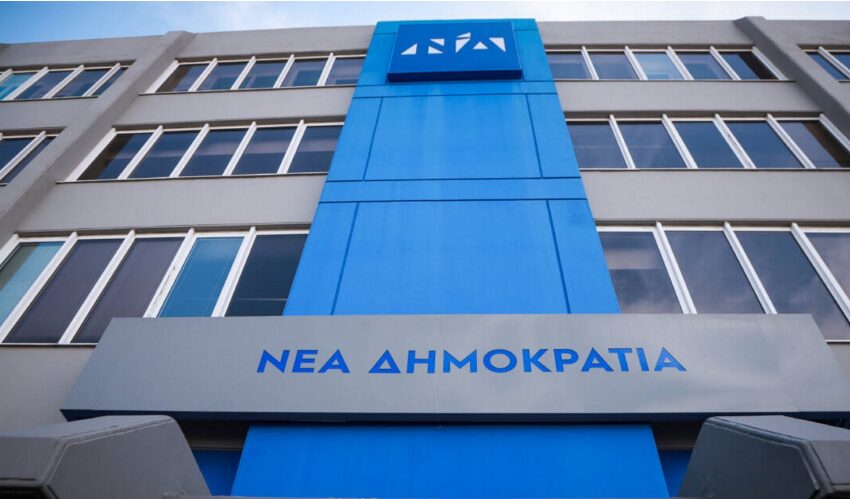  Κυβερνητικές πηγές για δημοσιογράφο “Βήματος”: Πότε έλεγε αλήθεια ο κ. Λαμπρόπουλος; Τότε ή τώρα;