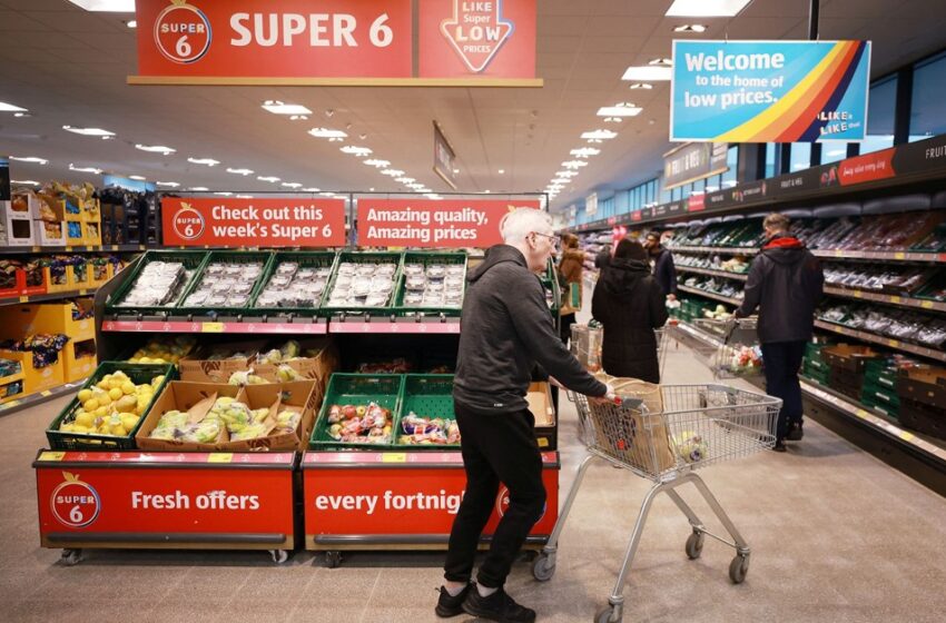  Μεγάλη Βρετανία: Η κυβέρνηση προσπαθεί να συγκρατήσει τις τιμές στα σούπερ μάρκετ