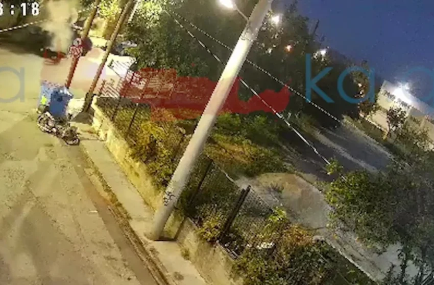  Βίντεο σοκ από τροχαίο στην Κρήτη – Μηχανή καρφώνεται σε αυτοκίνητο με μεγάλη ταχύτητα