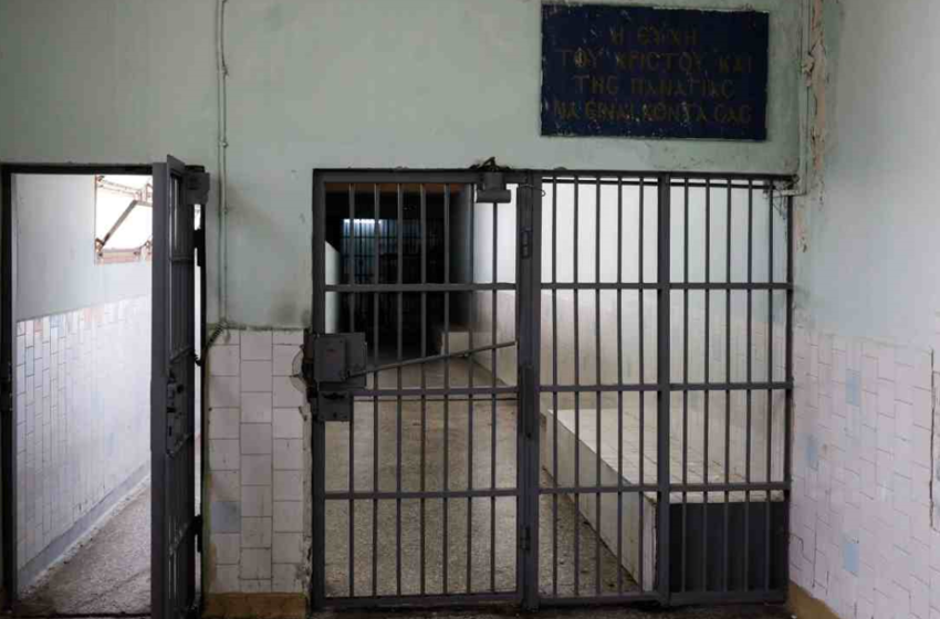  Τι έδειξε η ιατροδικαστική εξέταση στον 17χρονο που κατήγειλε βιασμό στις φυλακές Κασσαβέτειας