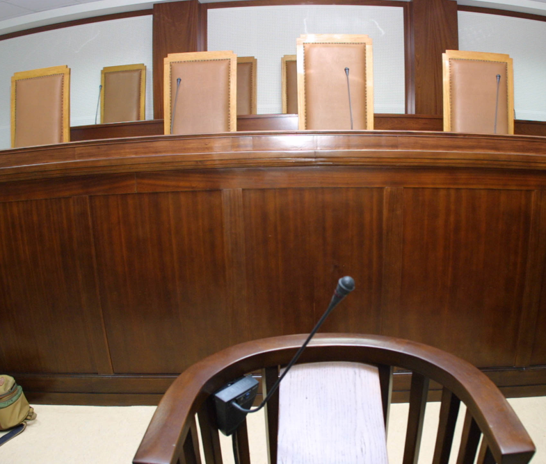 δικαστηριο