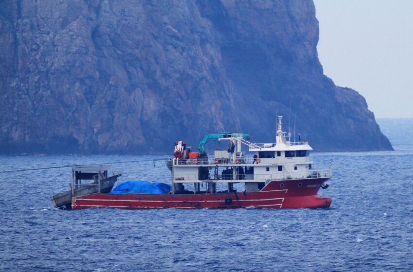  Τα τουρκικά αλιευτικά έφτασαν μέχρι τα Κύθηρα – Ανησυχούν οι ψαράδες (vid & φωτο)