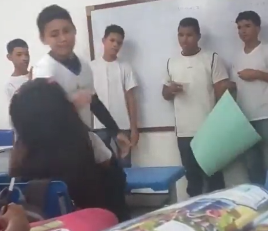  Βραζιλία: Μαθητής κάρφωσε στυλό στο πρόσωπο συμμαθήτριας του  – Τρομακτικό βίντεο