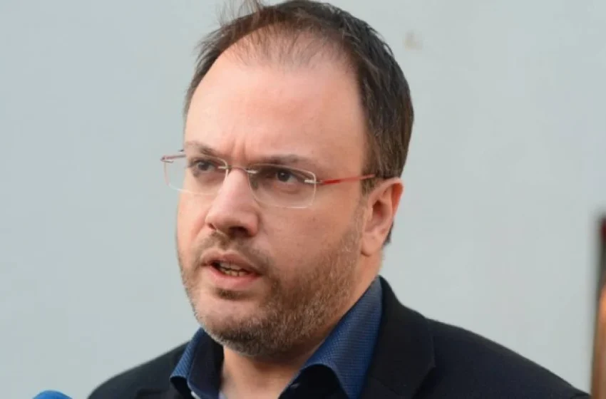  Θεοχαρόπουλος: Fake news και προπαγάνδα χωρίς όριο για το πρόγραμμα της ΝΔ