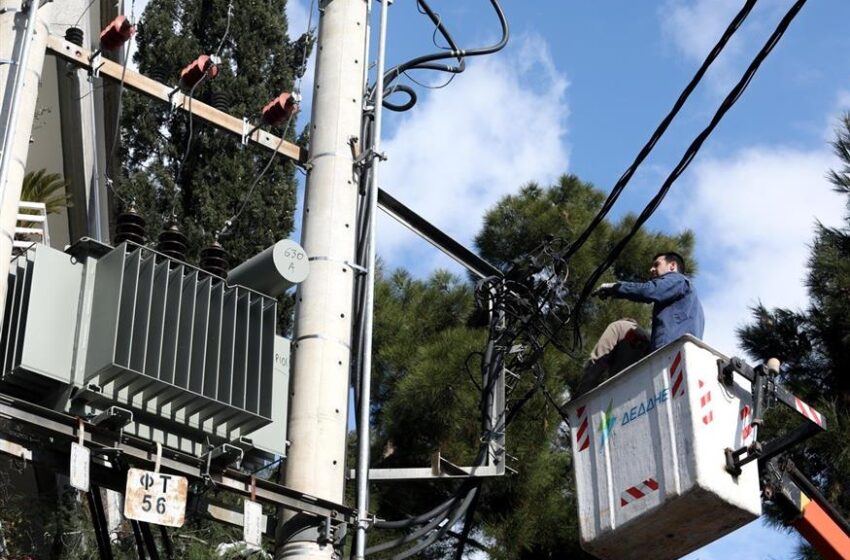  Χωρίς ρεύμα δέκα περιοχές της Αθήνας – Πότε θα αποκατασταθεί η ηλεκτροδότηση