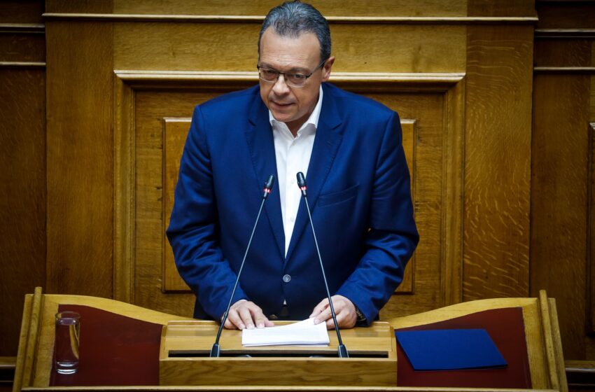 Φάμελλος: Ζητά την παραπομπή βουλευτή της Ελληνικής Λύσης στην επιτροπή δεοντολογίας της Βουλής