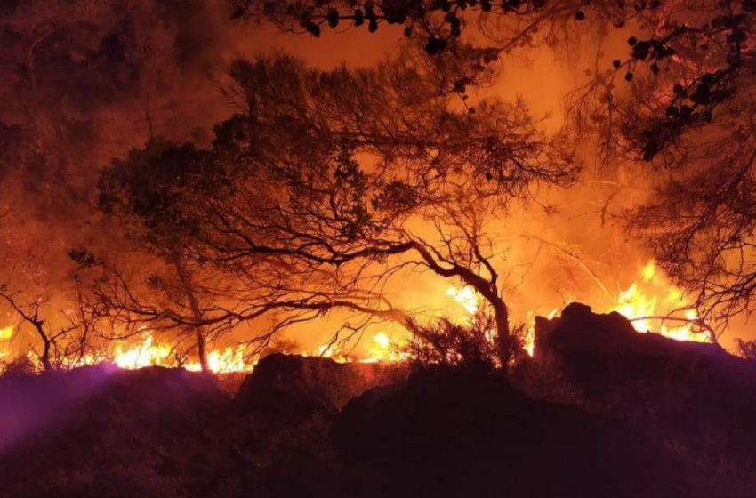  Ρόδος: Μήνυμα από το 112 για εκκένωση του χωριού Λάερμα