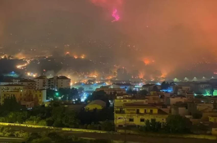  Ιταλία: Σε πύρινο κλοιό η Σικελία – Κάηκε σπίτι που γινόταν κηδεία (vid)