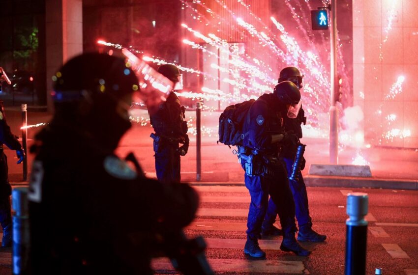  Ταραχές στη Γαλλία: Σχεδόν 1.000 συλλήψεις  – Πυρπολήθηκαν πάνω από 1500 κτίρια και αυτοκίνητα (vid)