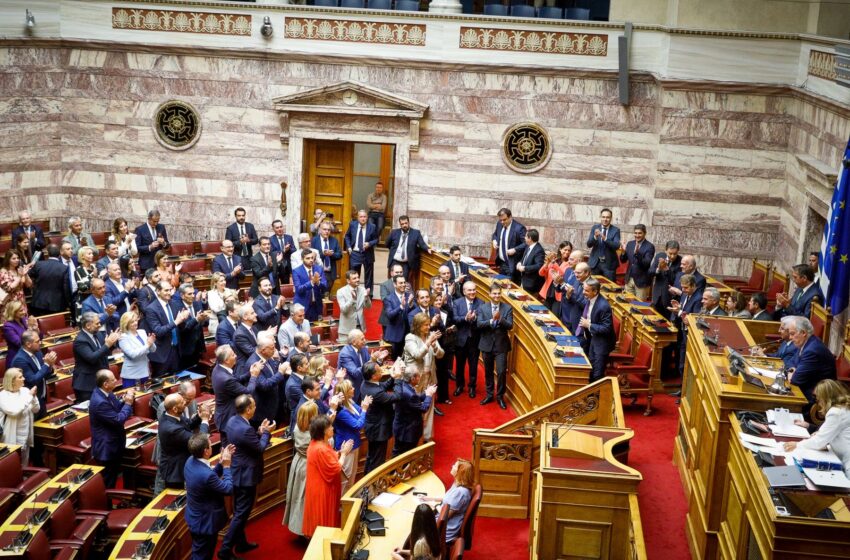  Ψήφος εμπιστοσύνης για την κυβέρνηση με 158 “ΝΑΙ” – Καταψήφισε η αντιπολίτευση με 142 “ΟΧΙ”