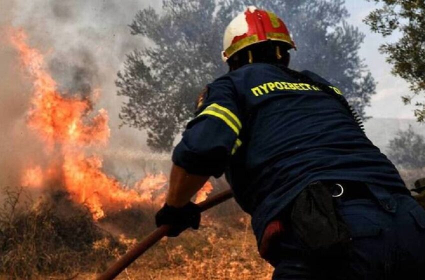  Φωτιά στον Ασπρόπυργο