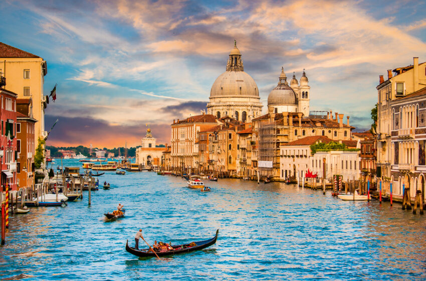  Η Βενετία προσκαλεί γιατρούς και νοσηλευτές με μισθούς έως και 5.000 ευρώ, χαμηλό ενοίκιο και άλλες παροχές- “Η πιό όμορφη πόλη σε περιμένει”
