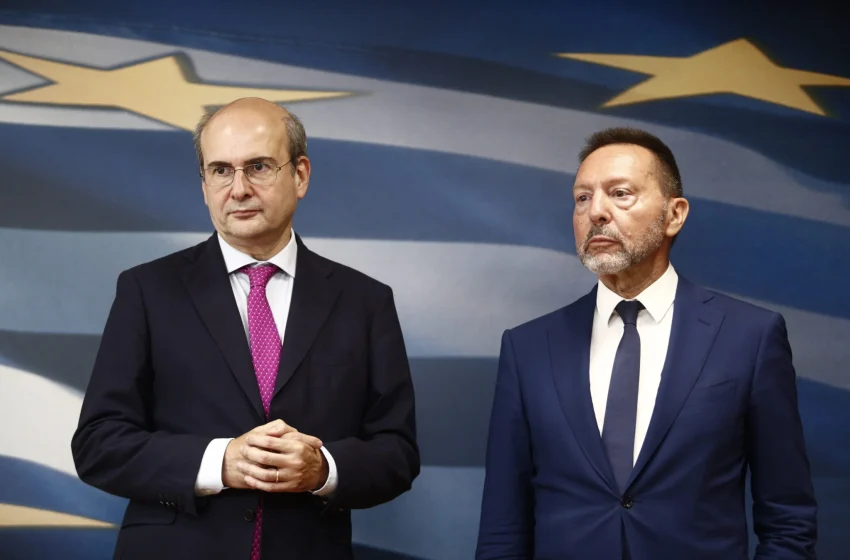  Συνάντηση Χατζηδάκη – Στουρνάρα: Αισιοδοξία για την πορεία της ελληνικής οικονομίας – “Οι οιωνοί είναι άριστοι”