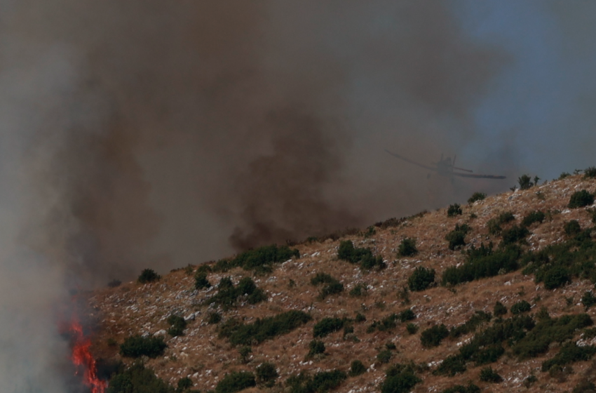  Φωτιά στην Κέρκυρα: Εκκενώνεται το χωριό Λούτσες
