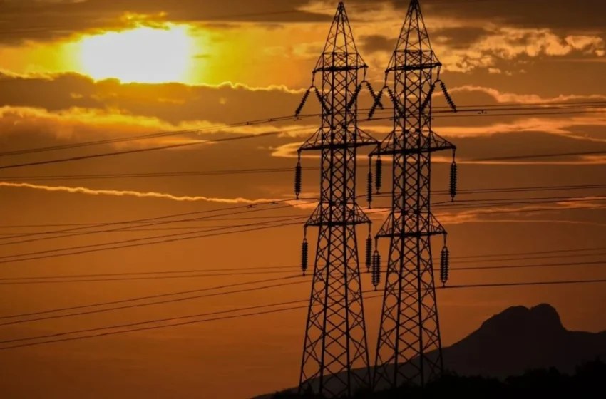  Προβλήματα ηλεκτροδότησης στην Αττική – Κατακόρυφη αύξηση στη ζήτηση ρεύματος