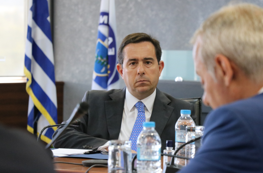  Ο Μητσοτάκης απέρριψε την πρόταση Μηταράκη για έφιππη αστυνομία