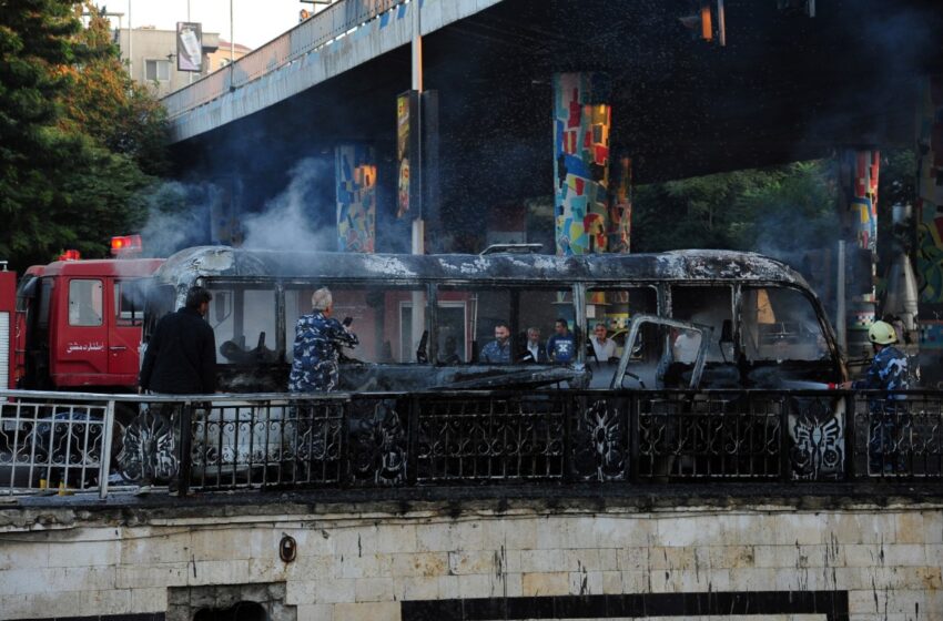  Συρία: Επίθεση του Ισλαμικού Κράτους σε στρατιωτικό λεωφορείο – Τουλάχιστον 33 νεκροί