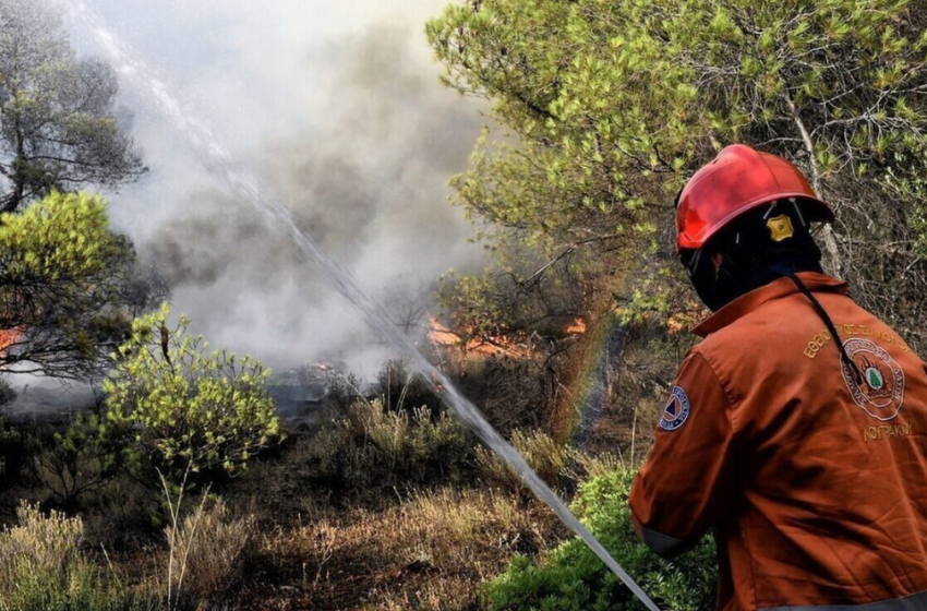 Πολύ υψηλός κίνδυνος πυρκαγιάς αύριο Παρασκευή σε Αττική, Εύβοια και Βοιωτία