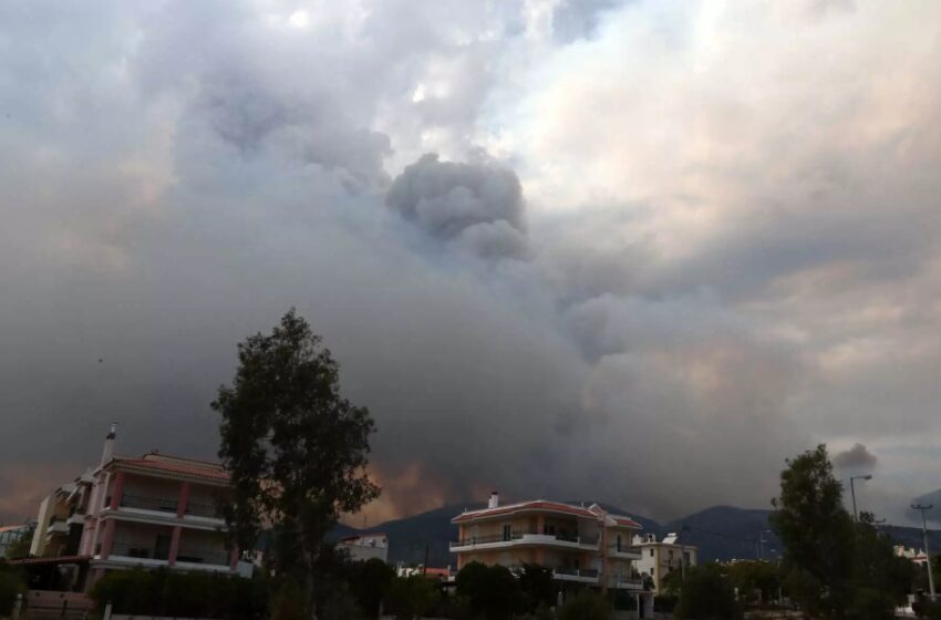  Meteo: Τι είναι το “πυρονέφος” που δημιούργησε η φωτιά στην Πάρνηθα