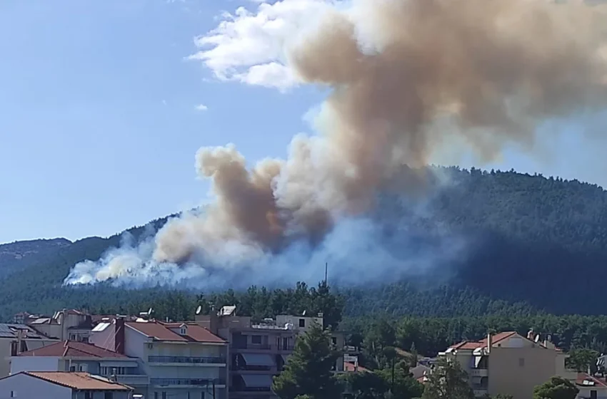  Φωτιές: Μαίνονται σε Τρίπολη και Σέρρες – Ενισχύθηκαν οι πυροσβεστικές δυνάμεις