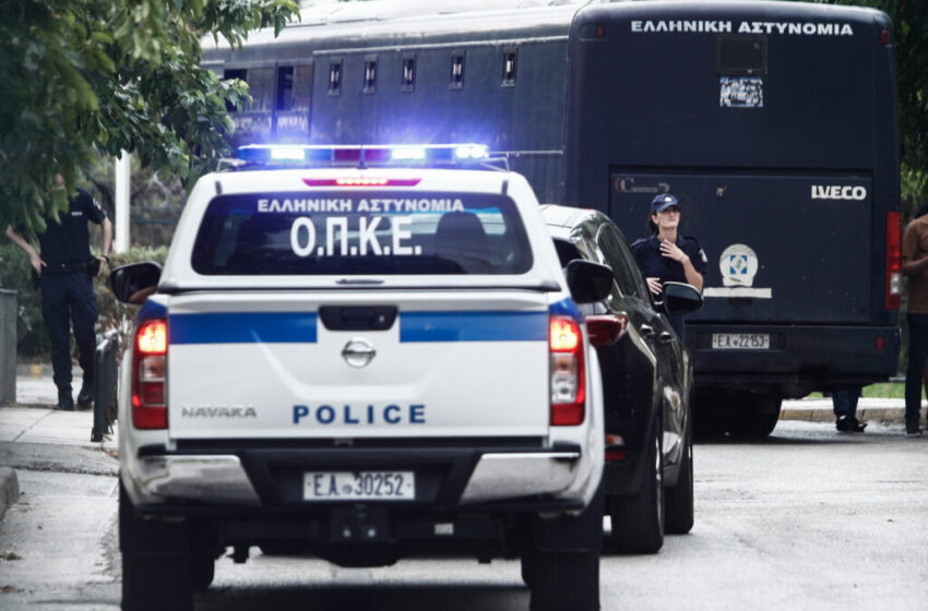  Πρώην αστυνομικός διευθυντής για τους Κροάτες χούλιγκανς: Έπρεπε να είχαν εγκλωβιστεί πριν την γέφυρα Ρίου-Αντιρρίου- Πώς συνέβη το φιάσκο