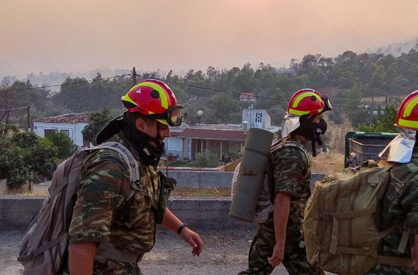  ΓΕΕΘΑ: Η συνδρομή των Ενόπλων Δυνάμεων στις φωτιές