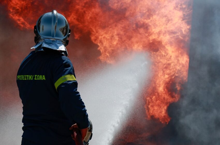  Συναγερμός για την πυρκαγιά στον Ασπρόπυργο – Κοντά στο Θριάσιο η φωτιά με πολλές εστίες – Μήνυμα από το 112 για εκκένωση