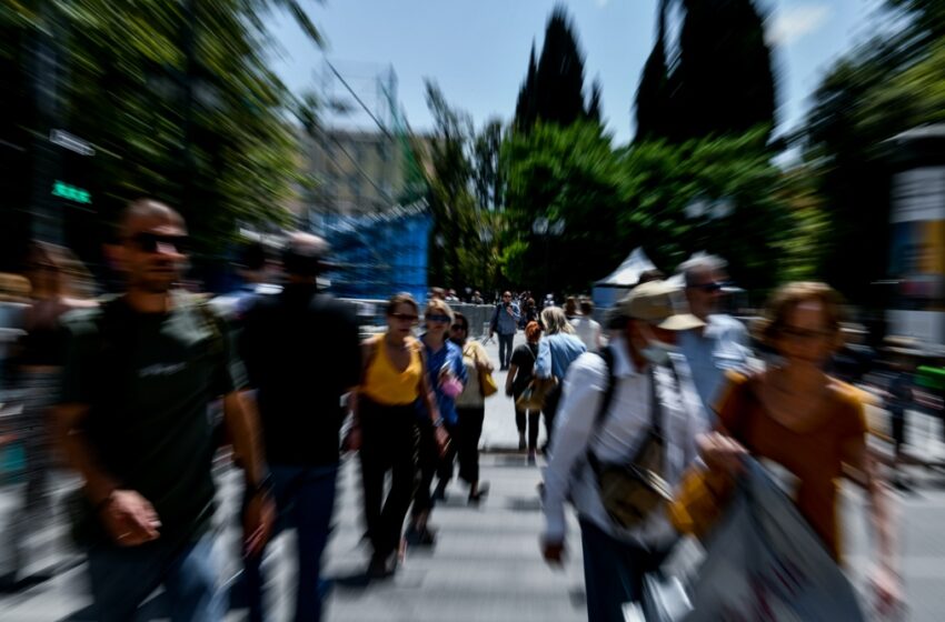  Δημοσκόπηση ΔΙΑνέοσις: “Φοβισμένη και διχασμένη η ελληνική κοινωνία” – Η ανάλυση Βενιζέλου