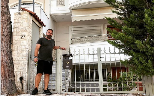  Γκουντάρας: Το σπίτι που γεννήθηκαν τα παιδιά μας πωλείται για να αποπληρωθεί το δάνειο