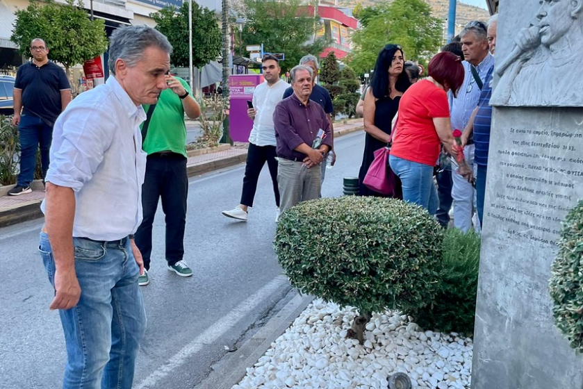  Ε. Τσακαλώτος: “Ο Παύλος Φύσσας θα είναι πάντα σύμβολο για έναν κόσμο που θα χωράει πολλούς και διαφορετικούς”